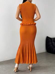 Modelyn 2件套优雅淑女风无袖针织背心和长款百褶裙套装 - 橘色 - 查看 2