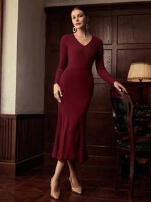 ZEYLAH Váy suông cổ chữ V viền đuôi cá thanh lịch, màu ombre, thu/đông - Màu Đỏ Sâu - Xem 6