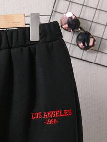 SHEIN Vacaura 2 件套青少年男孩休闲字母刺绣连帽衫和运动裤套装，秋季 - 黑色 - 查看 5