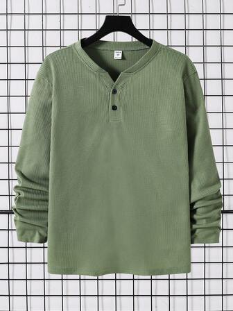 Camiseta de punto de textura de gofre de estilo casual para adolescentes y hombres, adecuada para el uso diario, se puede usar sola o en capas con una chaqueta en otoño/invierno