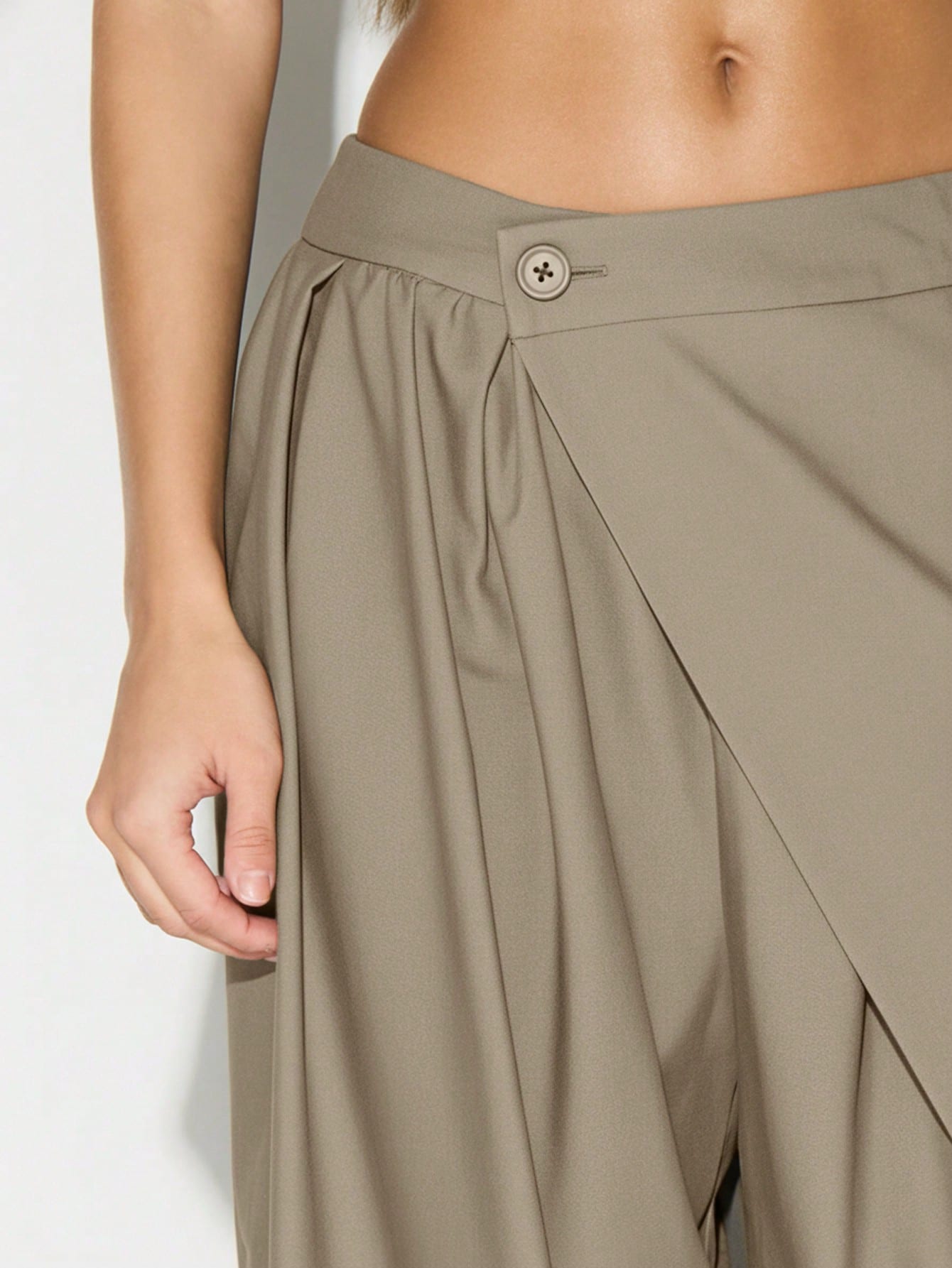 KIZN Wide Leg Palazzo Pants With Button Detail