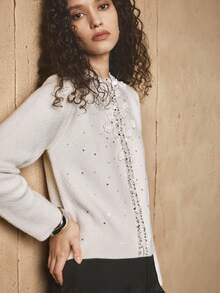 Arave Áo len cardigan tay dài thiết kế bong bóng hai màu, họa tiết hoa thủ công cắt thẳng dành cho nữ, thích hợp mặc đi làm hàng ngày, mùa thu/đông - Màu be - Xem 5