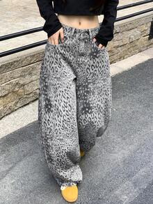 DAZY Women's Casual Korean Style Washed Loose Fit Street Leopard Print All-Match Jeans - Grey - View 4
