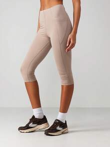 MISSGUIDED Mallas capri de alto rendimiento con diseño atlético sin costuras y detalle de franja lateral en topo - Gris Oscuro - Ver 3