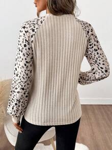 SHEIN Clasi 女士罗纹印花优雅长袖上衣 - 米色 - 查看 2