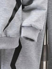 SHEIN Vacaura 2pcs Tween Boys Casual Letter Graphic Hoodie And Sweatpants Set Chic Outfits For Autumn/Winter Boys 2 Piece Sweatsuit Boys Tracksuit Set Fall - Grey - View 3