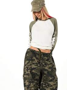 SUMWON WOMEN 女士宽松长袖插肩印花T恤，采用撞色设计和做旧细节 - 彩色 - 查看 6