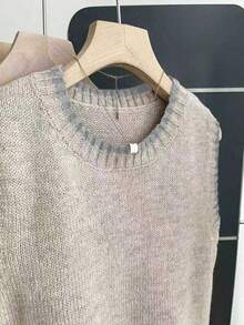 Franclia Casual Loose Crew Neck Sleeveless Knit Contrast Trim Khaki Sweater Top For Women, Spring/Autumn - Grey - View 4