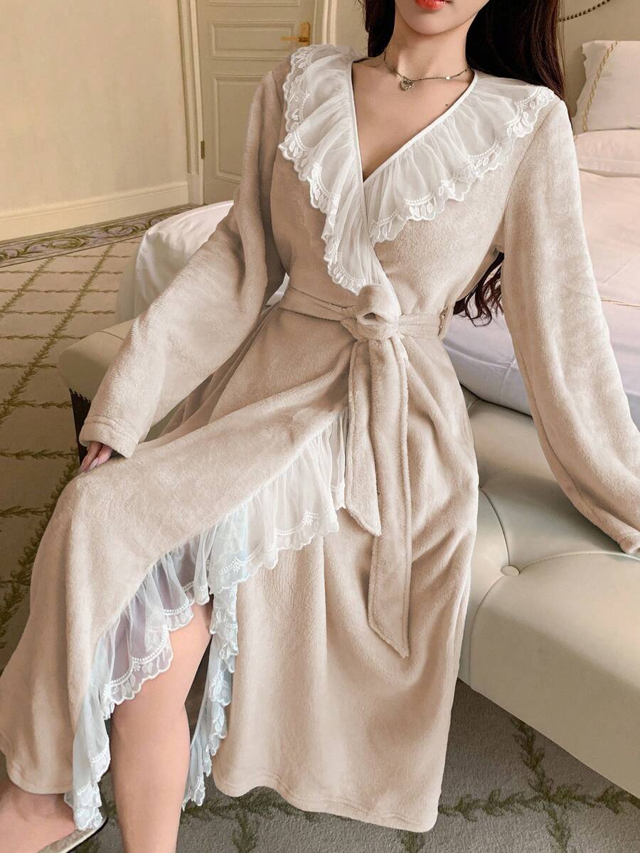 DAZY 女士毛绒蕾丝荷叶边拼接长袖蓬松长袍，冬季 - 米色 - 查看 1