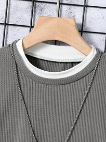 SHEIN Mirajuku Tween Boy 休闲拼色拼接仿多层 T 恤，春秋季