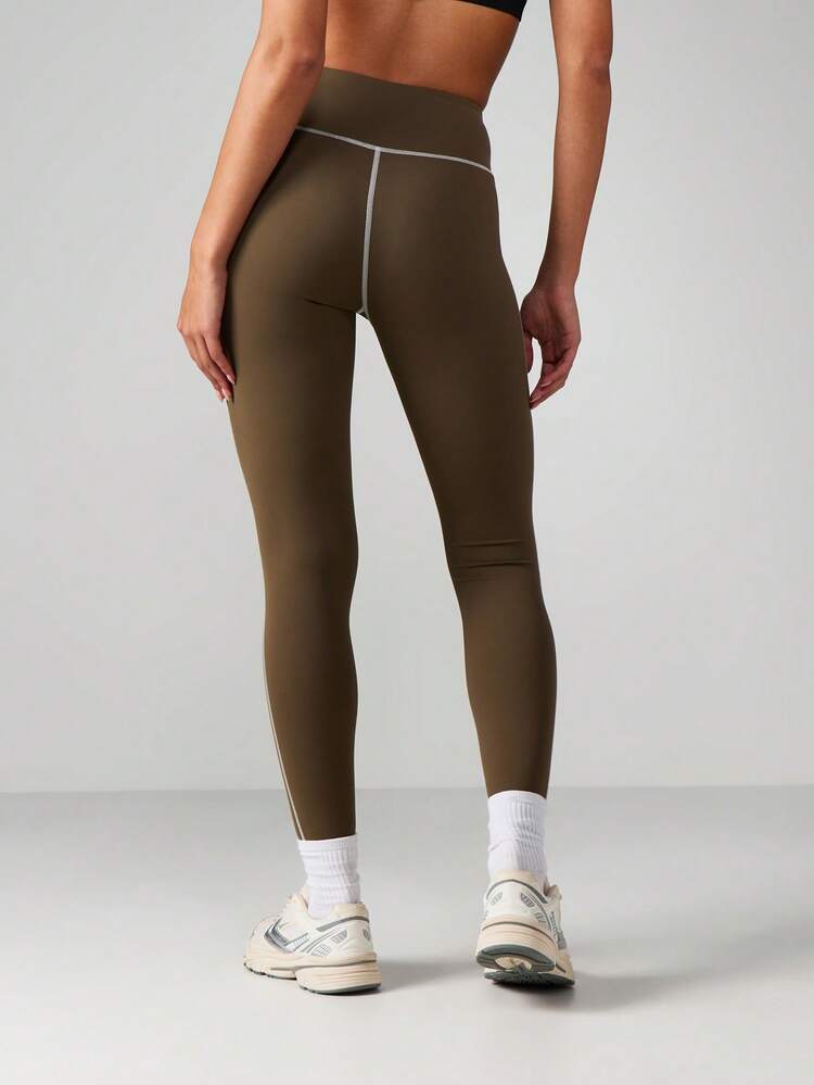 MISSGUIDED Women's High Rise Seamless Athletic Leggings With Contrast Piping Active Workout Bottoms