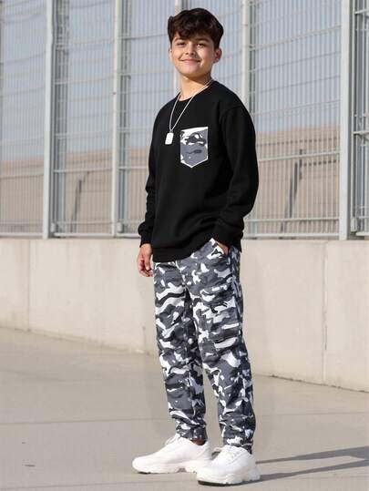 Vacaura 2pcs/Set Teenager Black Hoodie With Fashionable Camouflage Pocket Matched With Camouflage Cargo Pants, Suitable For Autumn/Winter Outdoor Sports