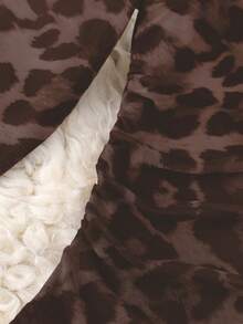 GlowEve CURVE 大码女式豹纹网纱露肩长袖连体衣 - 棕色 - 查看 5