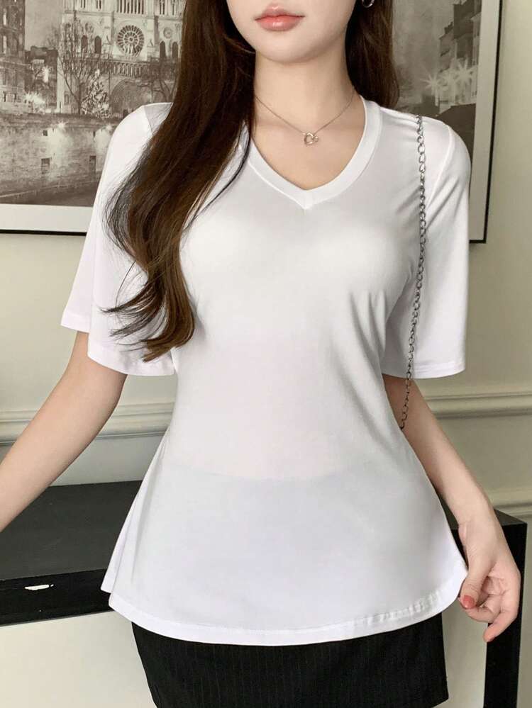 Women's Elegant V-Neck Ruched Flare Sleeve Short Sleeve T-Shirt, Summer