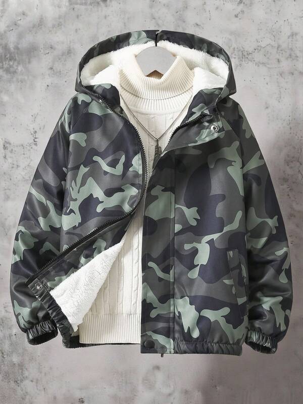 SHEIN Vacaura Tween Boy 迷彩印花连帽保暖内衬派克大衣，户外运动休闲，秋冬