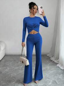 A Fitted Top And Trousers Set, Made From Lightweight Fabric, Perfect For Spring And Summer. - 藍色 - 查看 3