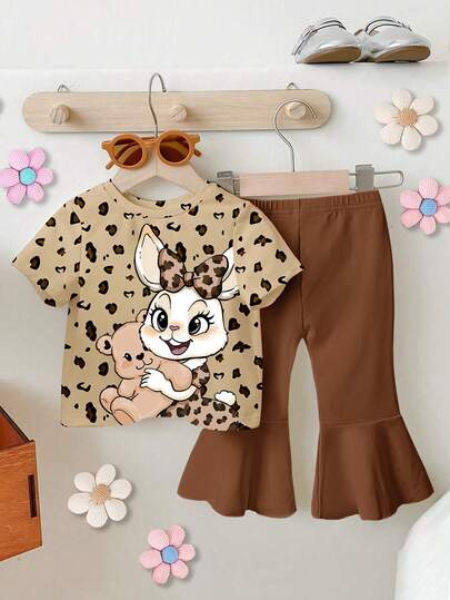 一套女婴可爱兔耳豹纹圆领短袖T恤和棕色针织打底裤套装