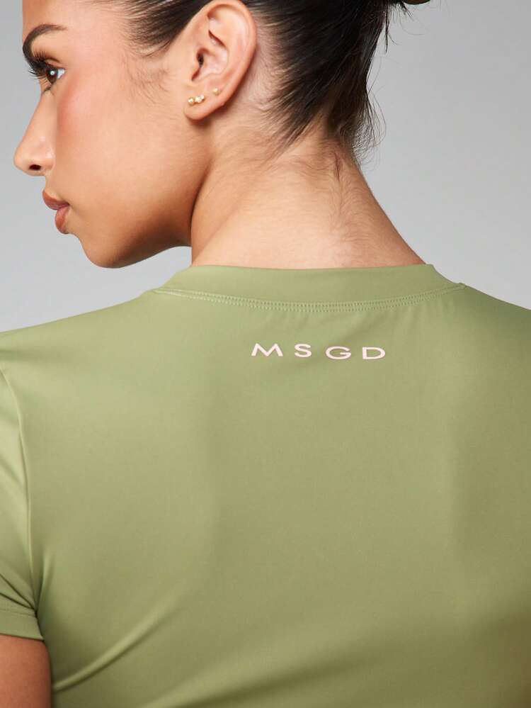 MISSGUIDED Women Sage Green Fitted Short Sleeve Athletic Performance T-Shirt With Crew Neckline For Training And Active Lifestyle