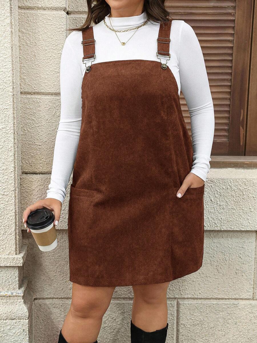 SHEIN LUNE Damen Große Größen Schwarzes Cord-Kleid mit Taschen und verstellbaren Trägern, Kleider für Frauen, Barnfit Thanksgiving Outfit, Frauen Neujahrs Outfit, Winterkleider, Winterkleidung für Frauen, Rave Outfits, Jumper Kleid