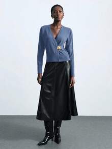 Maija Blusa básica minimalista y elegante con cuello en V profundo, decoración de botones metálicos, mangas raglán sueltas y cómodas, adecuada para ir al trabajo, la oficina, el uniforme de maestro, el verano - Azul - Ver 4