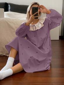 DAZY 碎花荷叶边领灯笼袖宽松长款女士睡裙 - 淺灰紫 - 查看 4