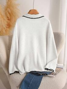 CosyJoli Plus Size Casual Color Block Trim V-Neck Pullover Sweater/Winter - White - View 2