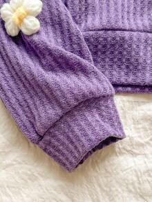 SHEIN Vintaside Kids 少女V领长袖时尚短款上衣搭配百搭刺绣牛仔裤套装，春秋季 - 紫色 - 查看 4