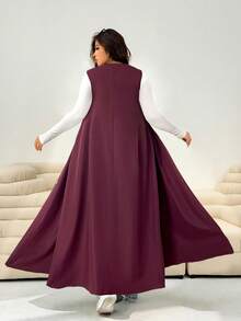 SHEIN EZwear Robe décontractée sans manches à col rond et boutonnage simple en couleur unie pour femmes grandes tailles