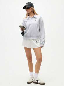 SHEIN Sports 女式短款 Polo 衫，带标志，休闲超大码运动衫，适合休闲、运动和日常穿着 - 淺灰色 - 查看 3