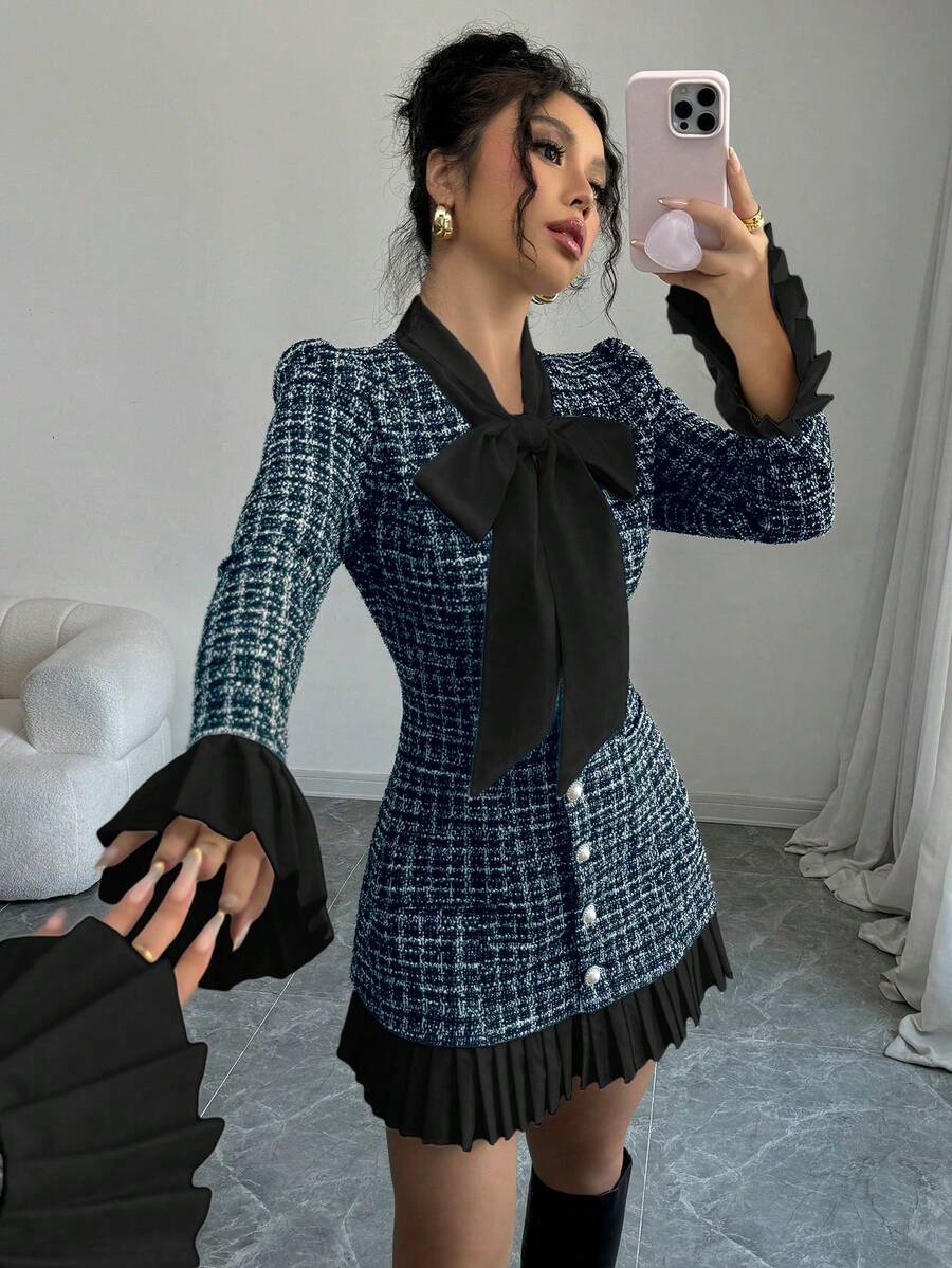Elenzga 秋冬季蝴蝶结领撞色褶裥短裙 - 藍色 - View 1
