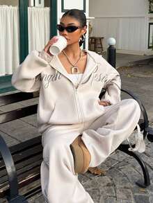 Muchica 女士字母印花宽松保暖连帽卫衣，秋冬款 - 卡其色 - 查看 5