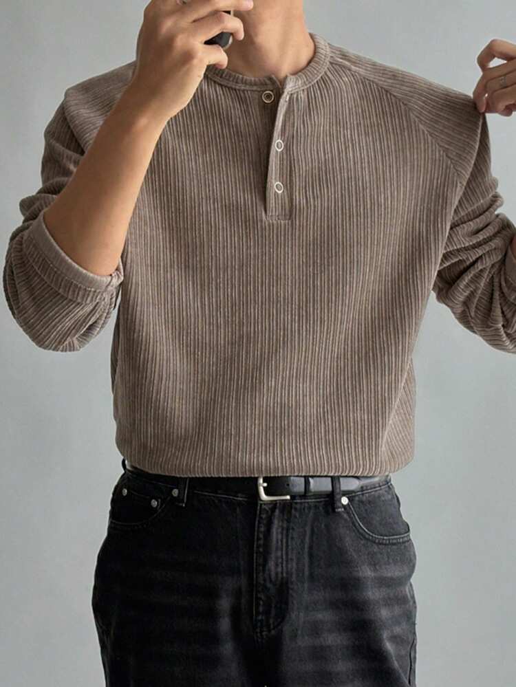 Men's Partial Zip-Up Brown Round Neck Raglan Sleeve T-Shirt, Autumn