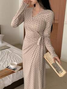 DAZY 迷人波點滿版印花收腰V領長款女式睡袍，女式居家服洋裝，冬季睡衣 - 杏色 - 查看 5