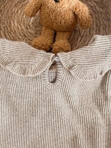 SHEIN Genkimix Kids 2件套女婴休闲纯色可爱彼得潘领长袖上衣和裤子家居服套装 - 卡其色 - 查看 4