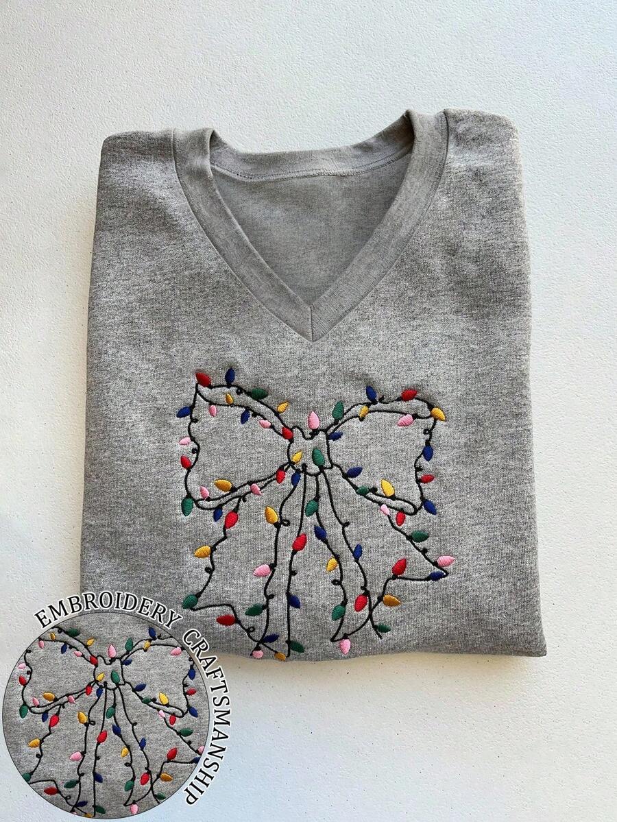INAWLY Buntes Weihnachtslichter-Schleifen-besticktes, locker sitzendes, lässiges Oversize-Damen-Pullover-T-Shirt - Hellgrau - Übersicht 1