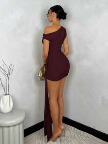 SHEIN BAE Women's Summer Solid Color Asymmetric Shoulder Asymmetric Ruched Tie Bodycon Mini Dress,Dresses For Women Elegant - Maroon - View 2