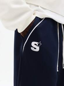 SUMWON Pantalones de chándal con cordón relajado con estampado del Club Atlético de NYC para uso diario casual - Azul Marino - Ver 4