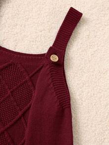 SHEIN 新生儿男/女婴幼儿秋冬服装套装：绿色针织连体衣、背带裤、毛衣，舒适、百搭、时尚、可爱、复古、经典、简约设计，适合室内、室外、滑雪、日常穿着、运动、玩耍、派对、拍照、度假等场合。