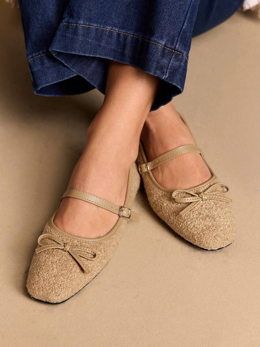 Rosivie Women's Casual Versatile Commuting Minimalist Flats - Khaki - View 1