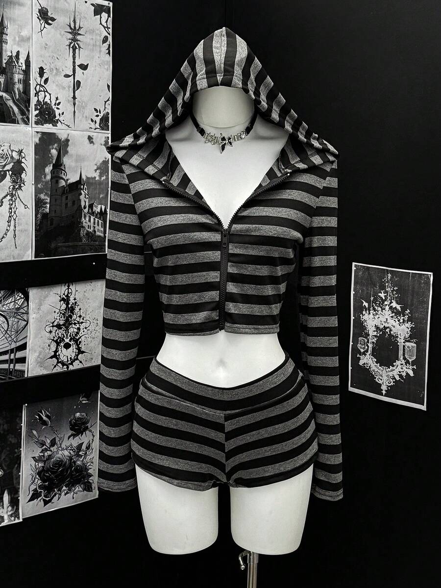 EgrlEra 两件套女士条纹长袖拉链连帽露脐上衣和短裤套装 - 彩色 - 查看 1