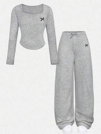 SHEIN Tween Girls Casual Everyday Fitted U-Neck Long Sleeve Blue & White Striped Bow Decor Knit T-Shirt Top And Matching Straight Leg Wide Pants 2 Piece Stretchy Knit Striped Outfit, Comfortable Activewear Set Winter