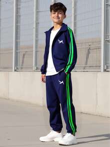 Vacaura 2 件套青少年男童休闲运动街头足球剪影反光条纹立领夹克和运动裤套装，秋冬 - 藍色 - 查看 1