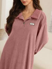 Al Najma Damen Herbst/Winter Cord-Kleid mit Kragen und Patch