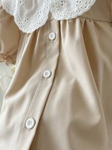 Bộ 2 món/Bộ cho bé gái mùa hè mới 2025 Áo sơ mi hở cổ thêu phía trước & Quần ống loe cạp chun dễ thương, trang phục thường ngày ngọt ngào, thích hợp mặc ở nhà, dạo phố, đi học - Màu Khaki - Xem 7