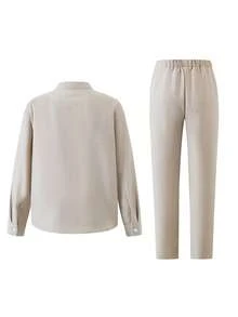 男童休闲修身衬衫两件套，胸前有贴布和口袋，搭配直筒裤，适合派对、主持、钢琴演奏会、聚会、走秀、洗礼、商务活动、生日、婚礼、毕业典礼、婚礼宾客、花童、戒指童等各种场合，四季皆宜。 - 杏色 - 查看 2