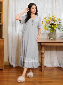 Côtesoire Women's Light Gray Layered White Lace Ruffle Hem High-End Soft & Thin Milk Silk Mid-Length Dress, Romantic Princess Style For Casual Wear & Sleepwear - Light Grey - View 6