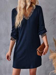 EMERY ROSE Women's Leopard Print & Solid Color Patchwork V-Neck Long Sleeve Dress - Multicolor - View 3