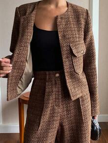 Livesso Women's Plaid & Striped Color Block Blazer Jacket And Straight Leg Casual Pants Suit Set, Loose Fit Business Casual Office Wear, Elegant Decoration With Metal Buttons, Suitable For Autumn, Winter, Spring, Christmas, New Year