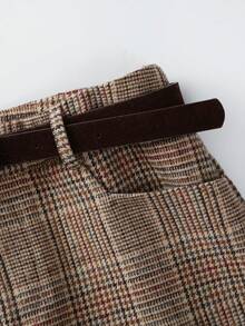 Franclia Retro-Chic Versatile Plaid Wool Suit With Belt, Perfect For Autumn And Winter, Paired With Shorts, Casual Shorts, Autumn And Winter Shorts, Turtleneck Knit Long-Sleeved Base Layer, Winter Outfit, Comfortable Women's Autumn And Winter Clothing, Autumn And Winter Women's Two-Piece Suit, Winter Outfit, Retro Plaid With Turtleneck Long-Sleeved Base Layer, New Year's Clothing Set, Brown Top, Winter Plaid Shorts.