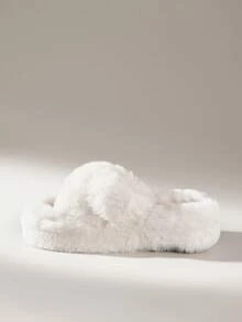 Solecia 女士毛绒柔软舒适厚底家居拖鞋 - 白色 - 查看 3